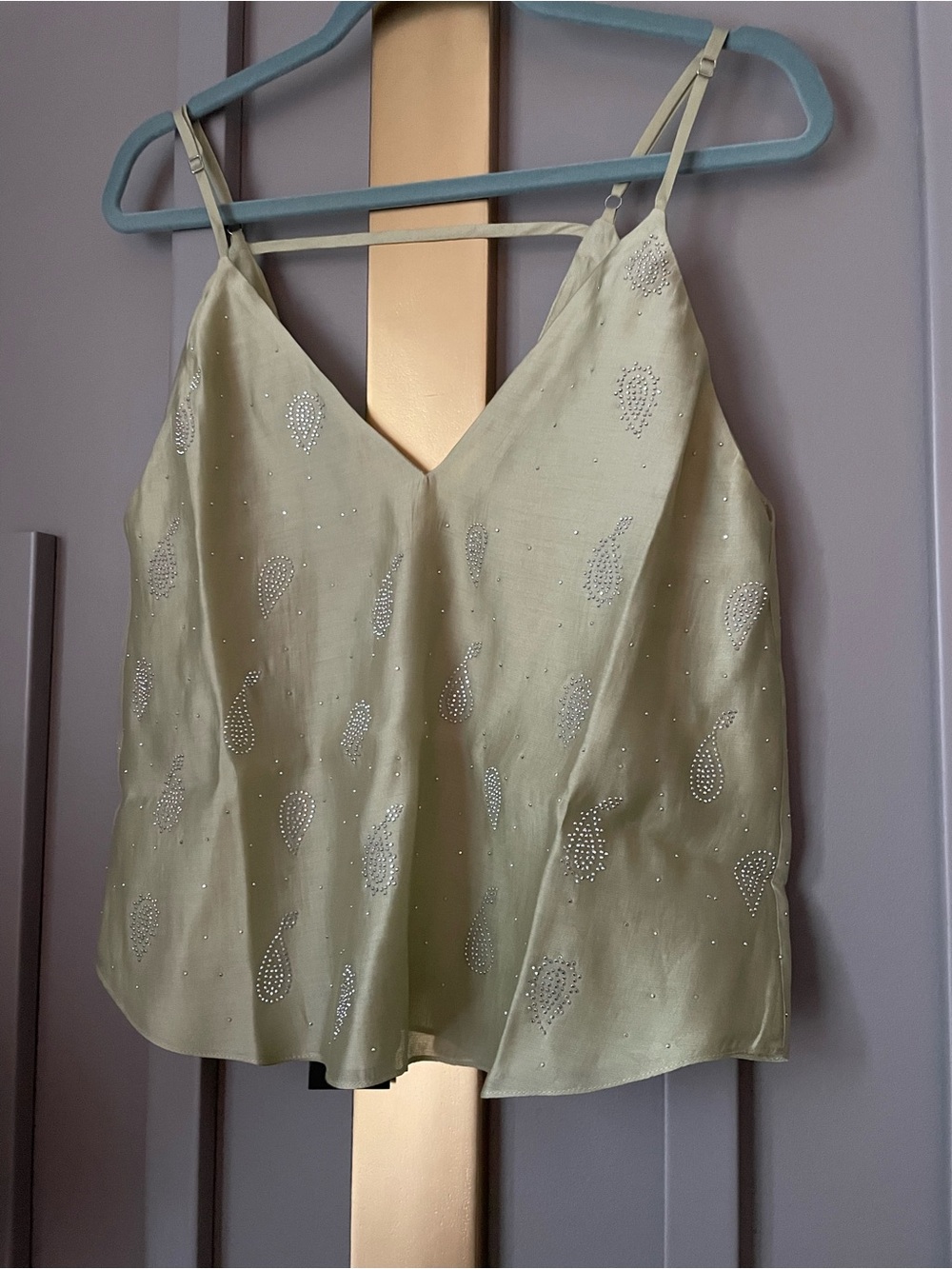 CAOS Verde Oliva V-Neck Cashmere Top